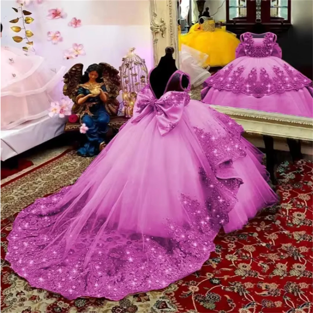 Aangepaste nieuwe bloemenmeisjesjurk voor bruiloft Tule gezwollen kant kralen mouwloos met strik prinses baljurken verjaardagsfeestje