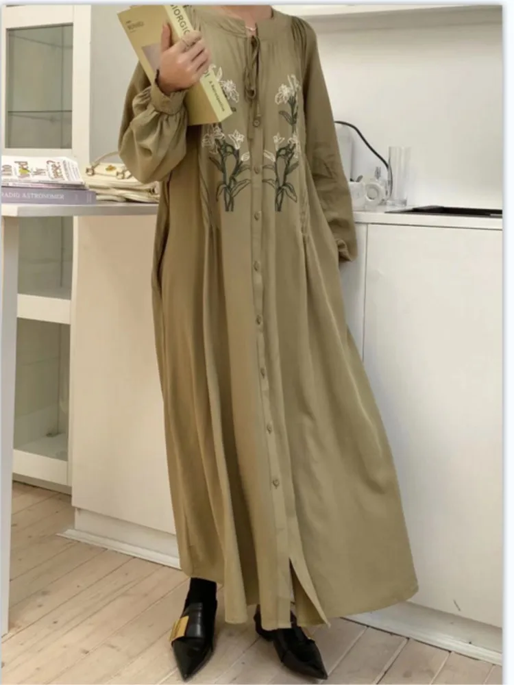 Sukienka damska vintage z haftem kwiatowym, długa, na wiosnę i lato, codzienna, luźna, z rękawami typu latarnia, w stylu boho, model 2026