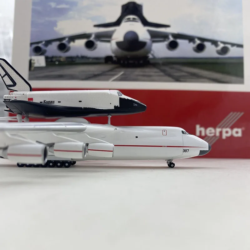 In Stock Herpa 1 500 Large Transport Aircraft Antonov AN-225 Blizzard Space Shuttle Alloy Model Collection Souvenir Ornament