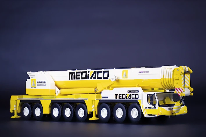 Collectible Alloy Model IMC 1:87 Scale Lie-bherr LTM1450 Off-Road Crane Mediaco Engineering Machinery Diecast Toy Model 32-0153