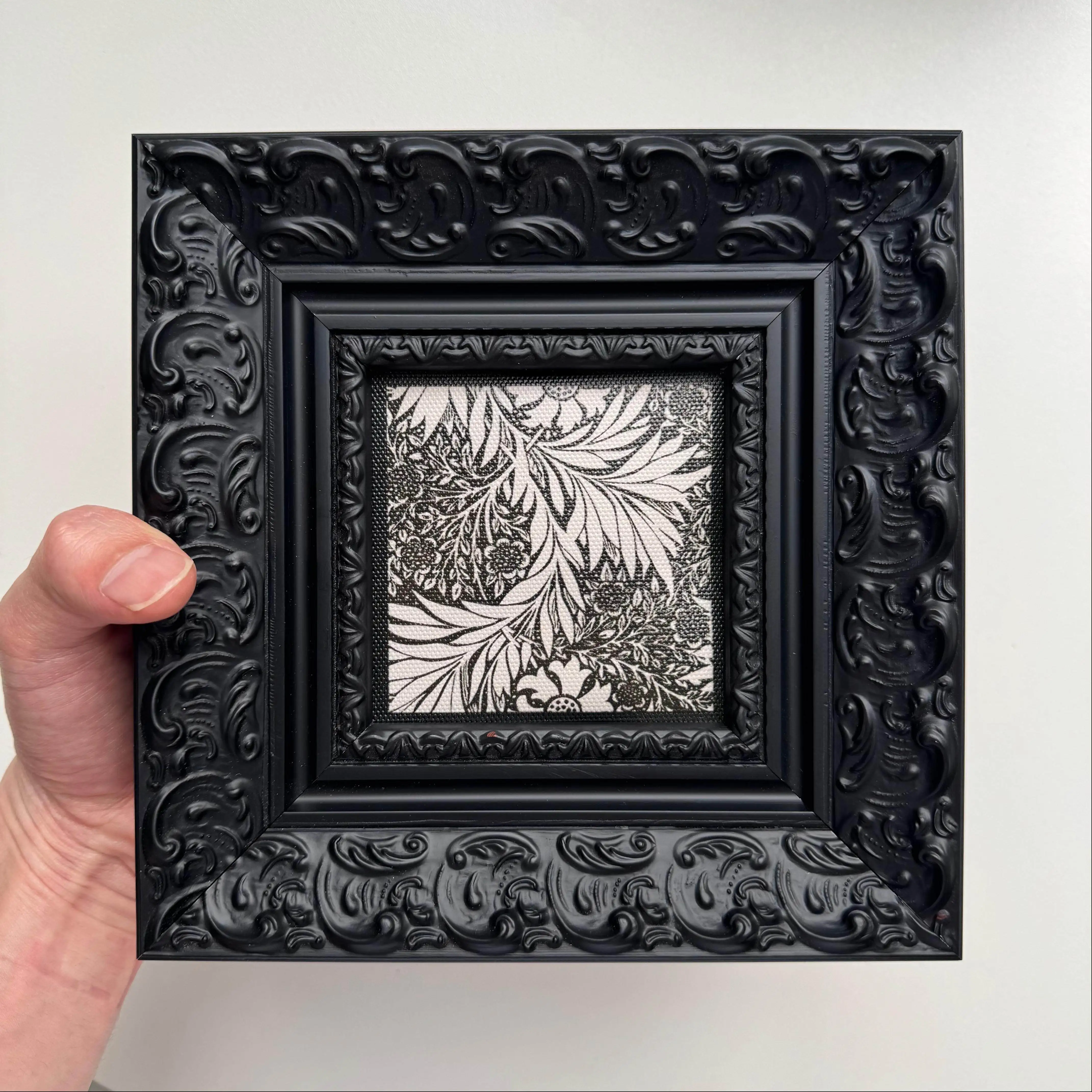 Vintage Wooden Picture Frame French Retro Ornate Black Carved Frame Baroque Gallery Frame for Oil Paintings Wall Art Room Decor
