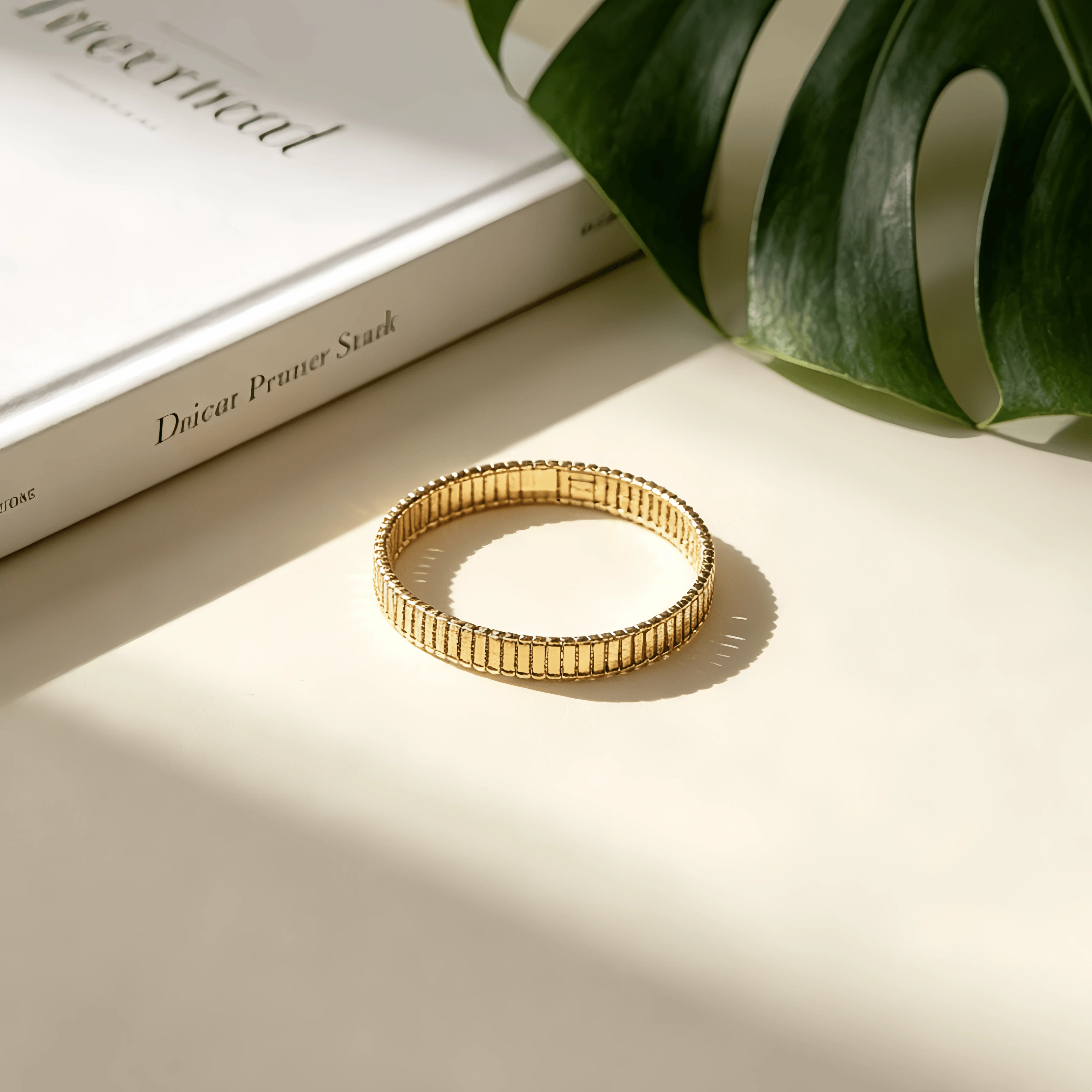 

2026 New Light Luxury Striped Bracelet Segmented Polished Design Niche High-end Versatile Commuter Bracelet 22