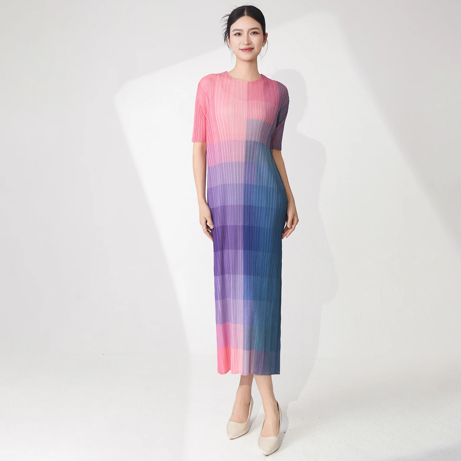 

High Quality Ladies Elegant Dress Summer Loose Round Neck Plaid Short Sleeve Casual Temperament Long Dress