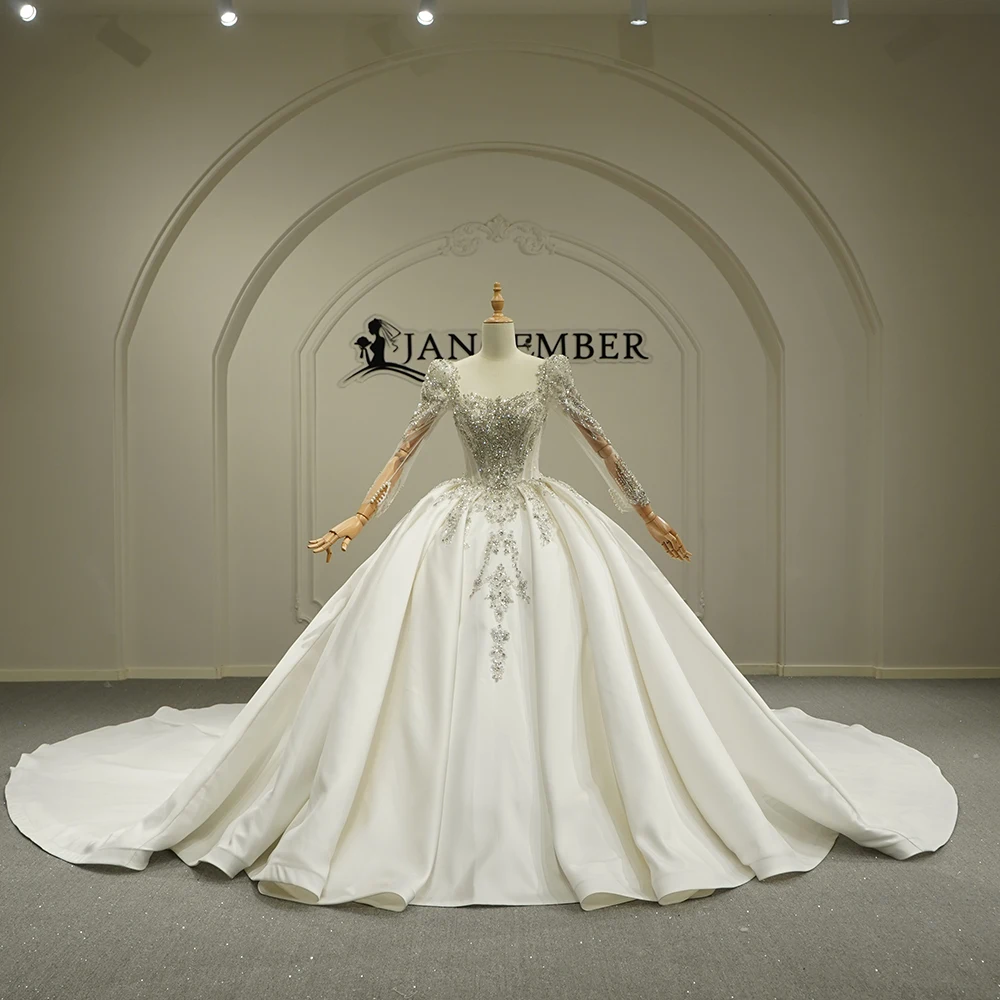 Vintage Champagne Satin Wedding Dress Elegant Long Sleeves Customized Princess Plus Size Pearl Beading Bridal Gown suknia ślubn