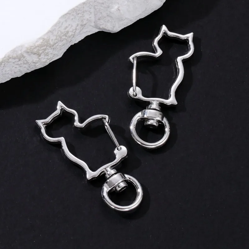 2pcs/5pcs New Different Kinds Of Keychain Silver Color Cute Alien keychain For Making Handmade DIY Jewelry Accessories Necklace