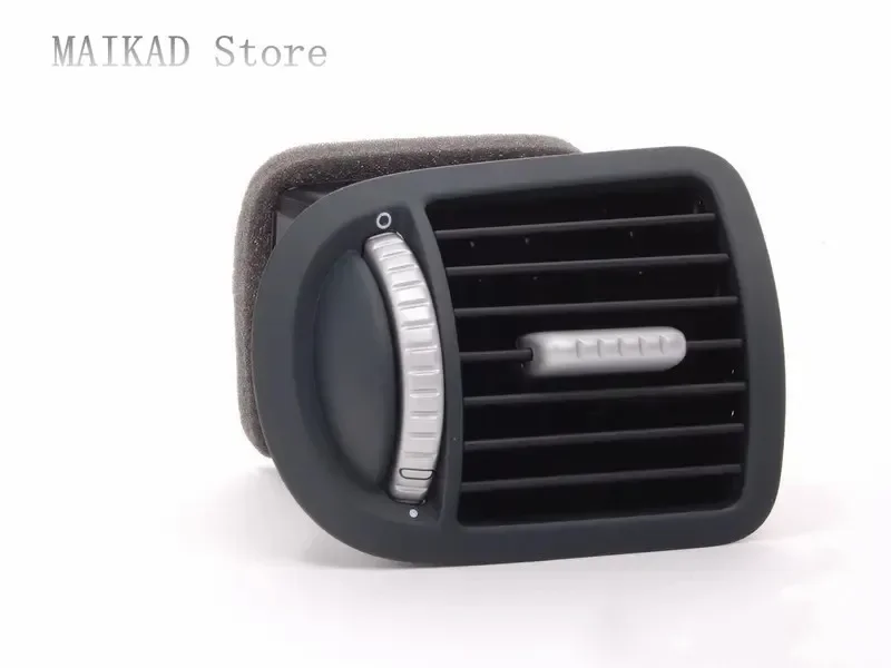 

Боковое вентиляционное отверстие приборной панели Porsche Cayenne 955 955552225035 Y2