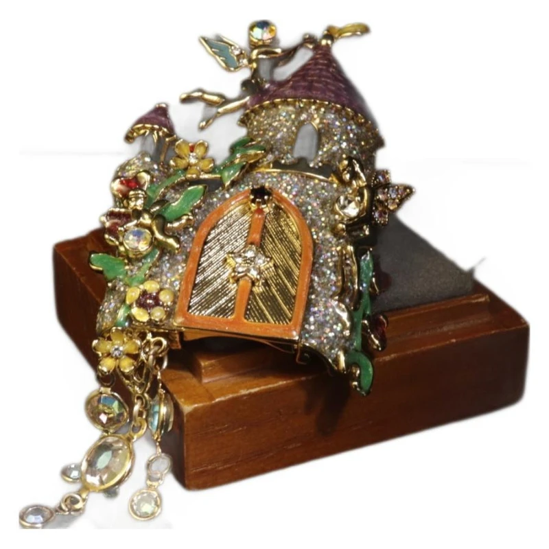 

Pre-owned brooches, women's fashion, heavy industry, light luxury, fringed pendants, coat pins