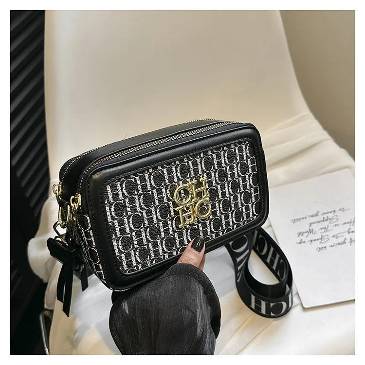 

Minimalist Trendy Small Handbag, Unique New Style Shoulder Crossbody, 3-in-1 Convertible Top Handle Purse