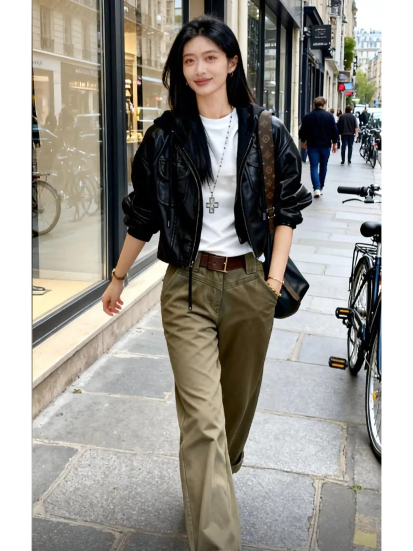 Jaqueta Feminina de Couro Curta com Capuz, Nova Coleção Outono Inverno, Estilo Cleanfit, Casaco Quente e Protetor