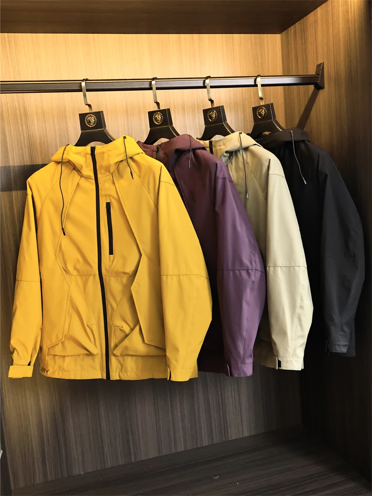 

Outdoor Men's Soft ell Jaet Windproof Waterproof Hooded Fall Season Color Multiple kets Casual Loose Fit Jaet