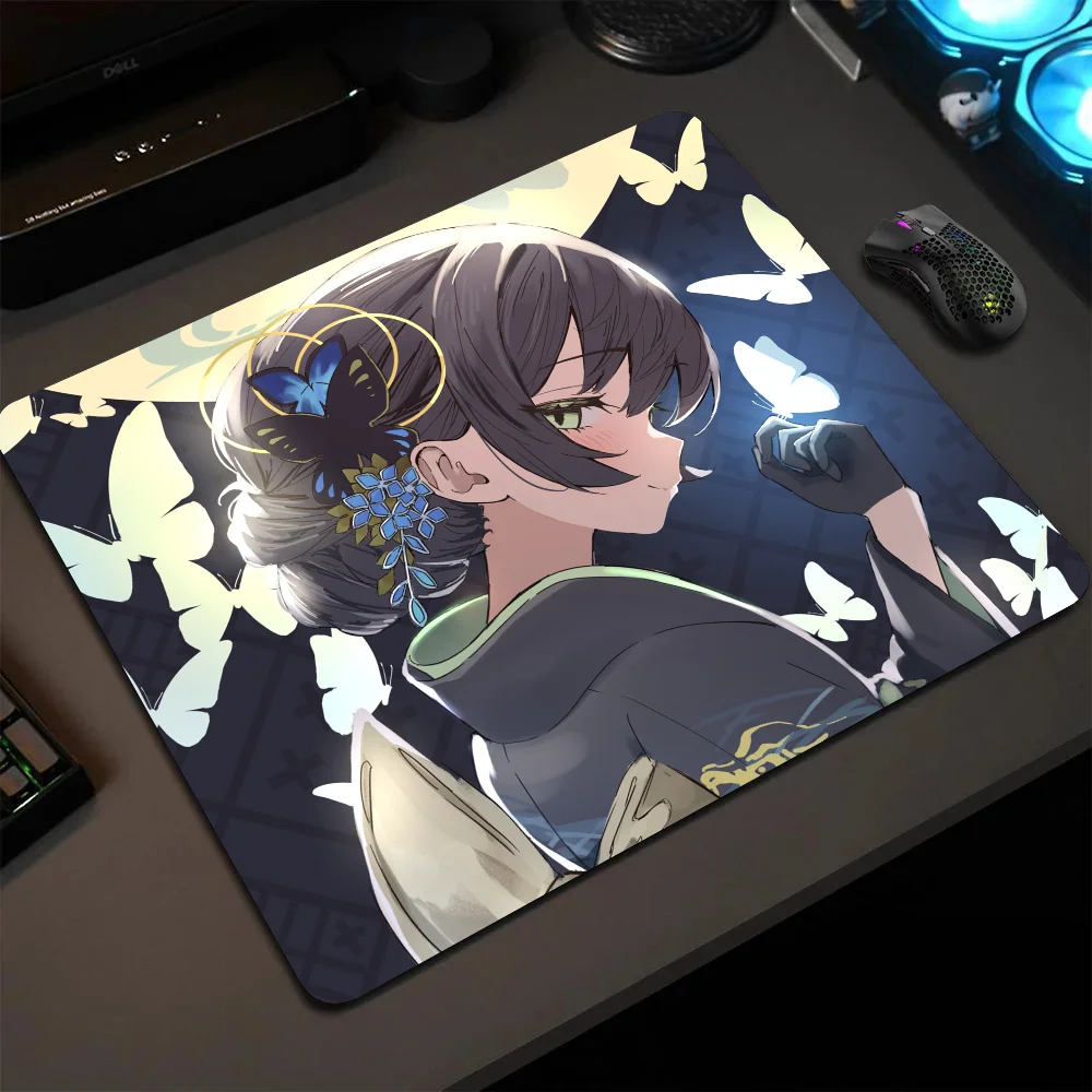 

Ryuuge Kisaki Blue Archive Game Girl Mousepad Small LockEdge Mouse Pad For Gamers Computer Desk Pad Anti-slip Rubber