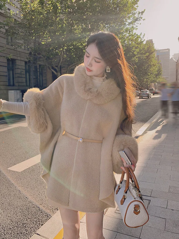 

Winter Wear New Fashion Thickened Warm Wool Coat Women's High-end Elegant Socialite Style Cape Top