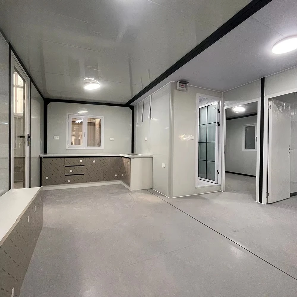 20ft/40ft Light Steel Folding Expandable Container House Prefab Modular Portable Tiny House 2 Bedroom With Toilet Living