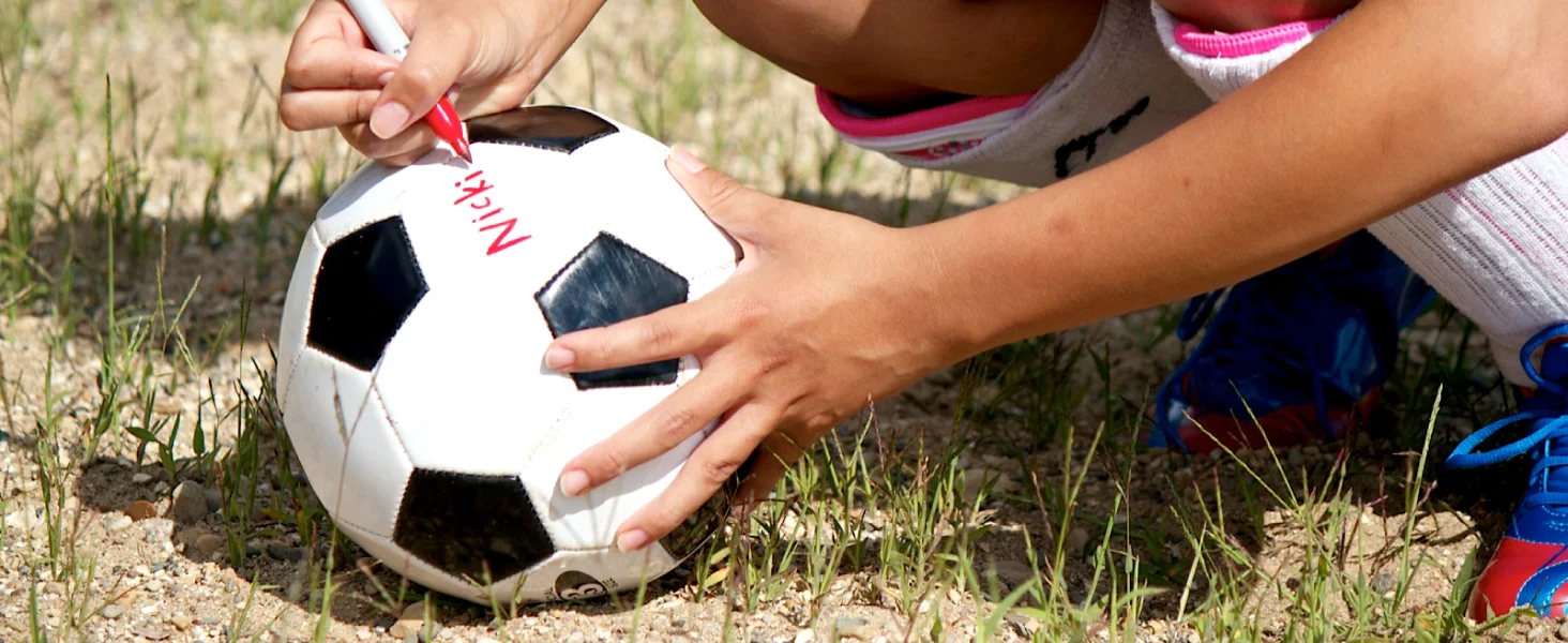 sharpie permanent marker red fine tip point outdoor soccer durable last quality best label name kid