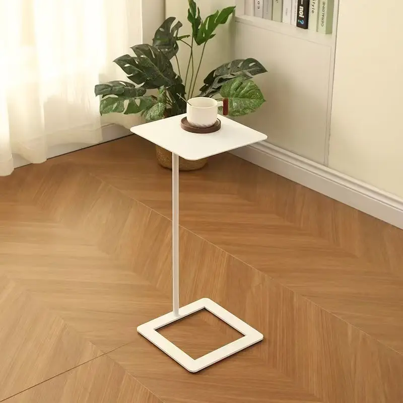 Mesa lateral de ferro minimalista pequena cabeceira sofá compacto varanda bistrô café bandeja cama estreita alternativa moderna