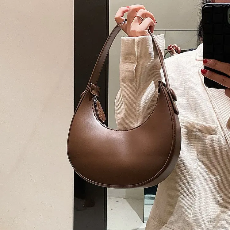 

2026 New Women's Unique Luxury Underarm Bag, Boho Chic Adjustable Shoulder Strap Crossbody Purse, Trendy Designer-inspired