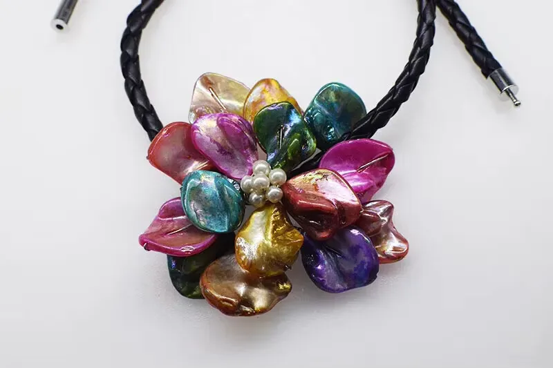 WOW!  black /WHITE shell pearl flower necklace 48cm nature FPPJ hand make unique
