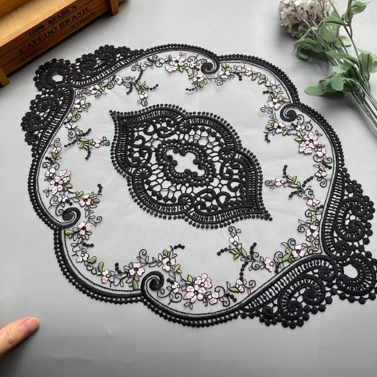 31cm*43cm Black European Coasters Spot Shooting Props Lace Embroidery Vintage Table Cover Towel Place Mat Furniture Decoration