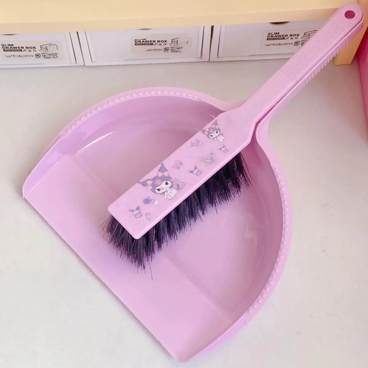 Sanrios Hello Kittys Cute Desktop Mini Broom Dustpan Student Children Household Cartoon Print New Style Small Desk Cleaning Set