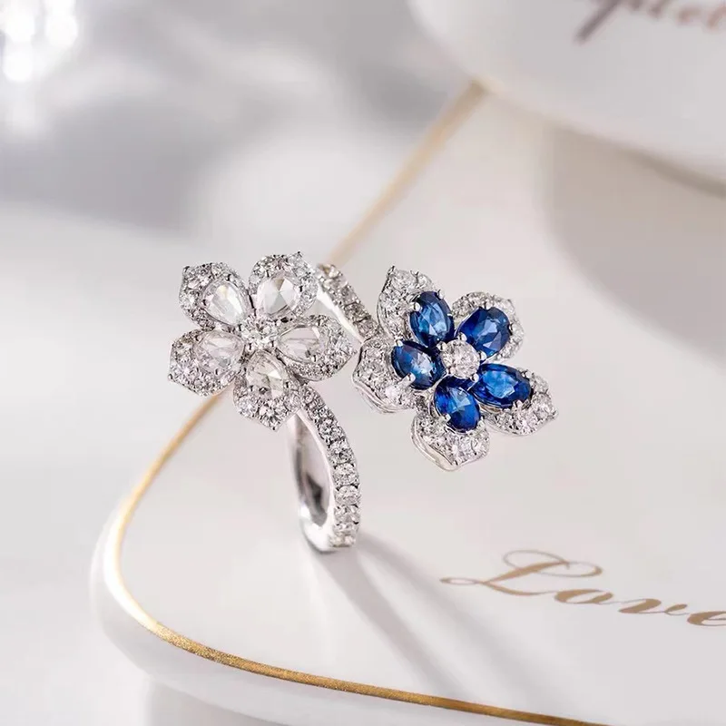 2023 Koreańska moda Temperament Niebieski kryształ Skręcone liście Kwiaty Pierścionek dla kobiet 925 Sterling Silver Biżuteria Pierścionek imprezowy