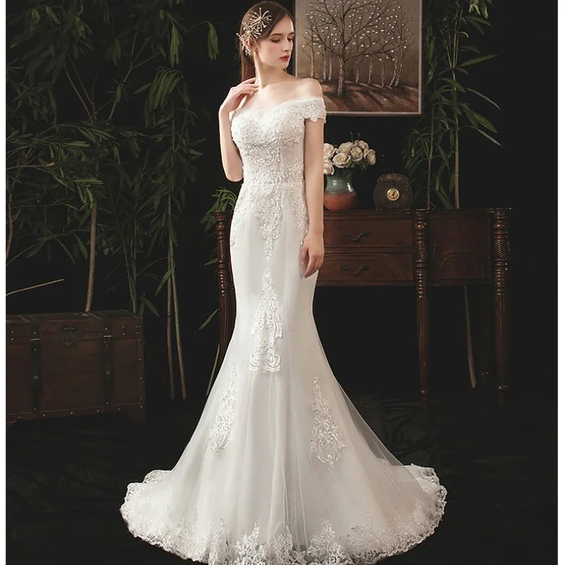 Abiti da sposa classici a sirena con spalle scoperte personalizzati per le donne Abito da sposa elegante con strascico da cappella Abito da sposa personalizzato