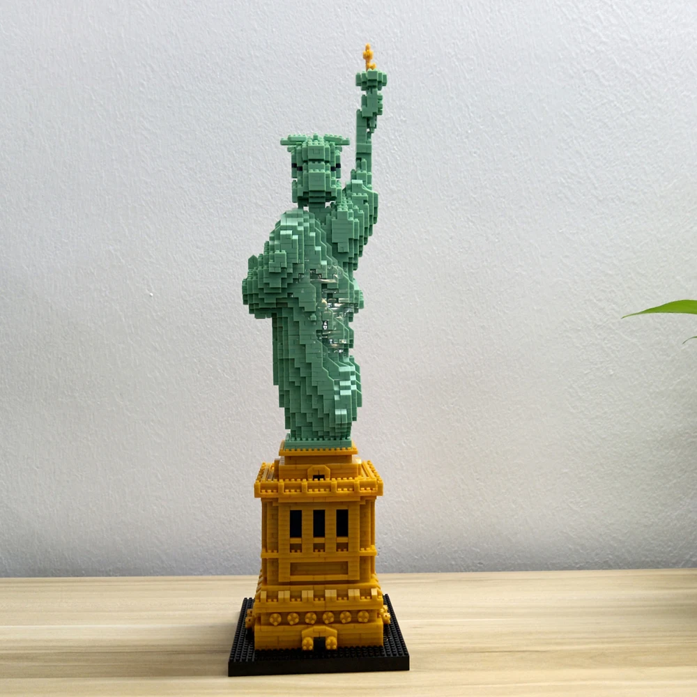 Liberty Enlightened USA Statue of Liberty Micro Mini Building Blocks Constructions for Adult Kids Gift Creativity and History