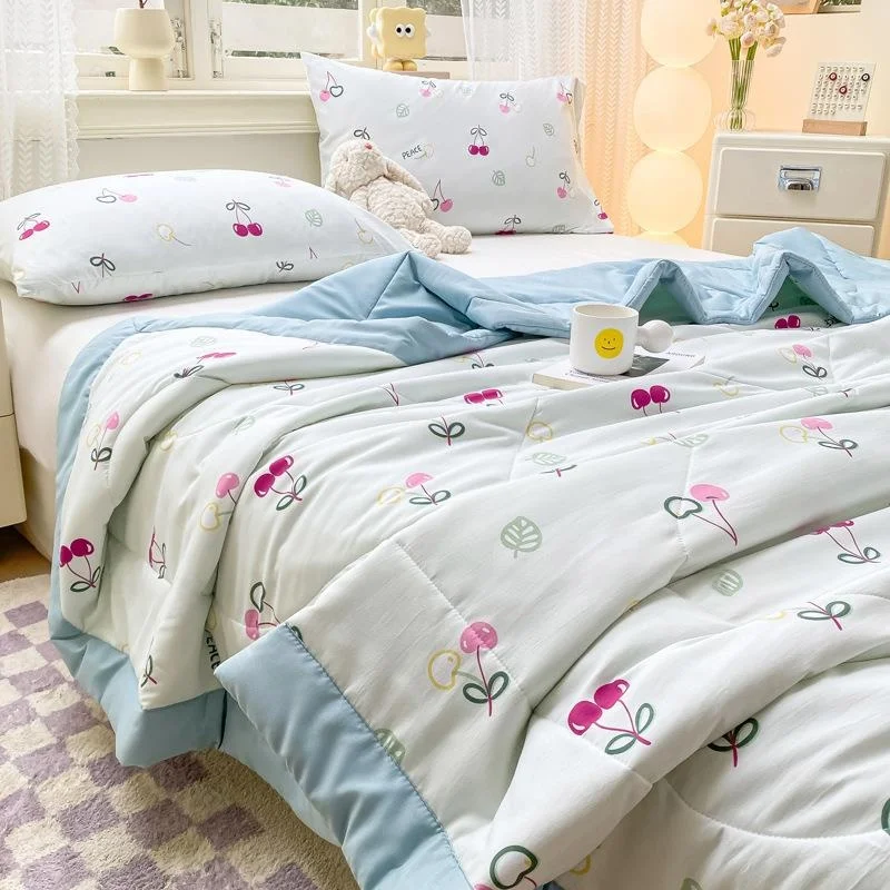  Summer Lightweight Air Conditioned Washable Cotton Printed Skin-friendly Blanket for Dormitory Baby Panda Design Filling