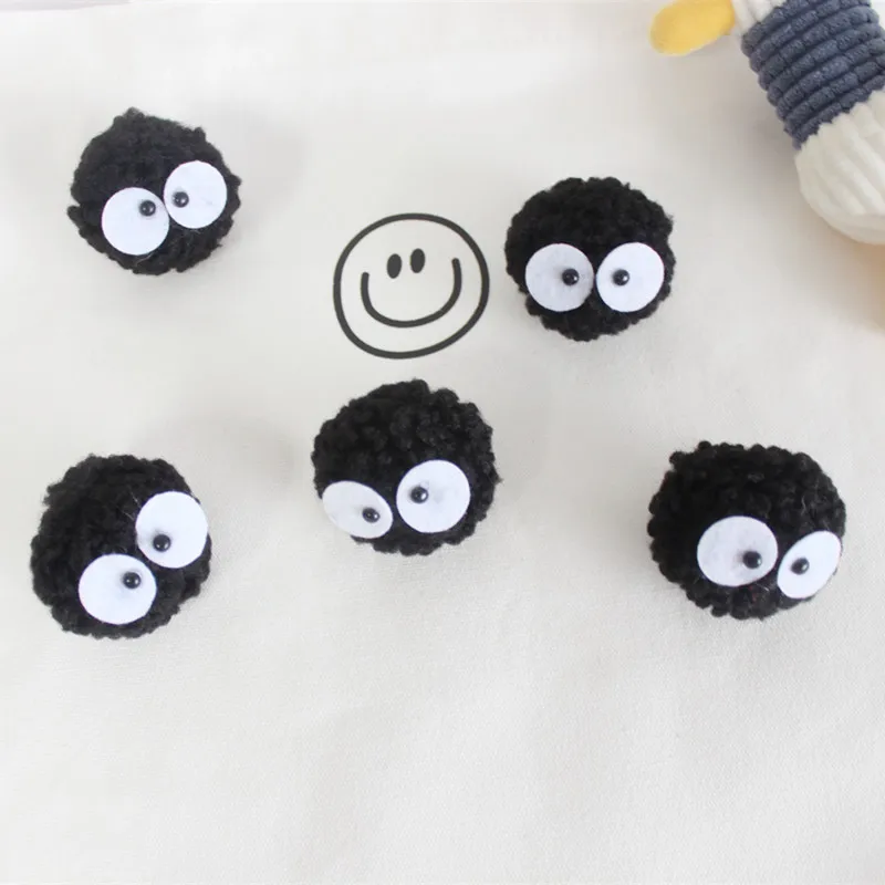 10PCS Creative cute small briquettes cloth paste plush brooch small black carbon doll bag accessories clothes accessories