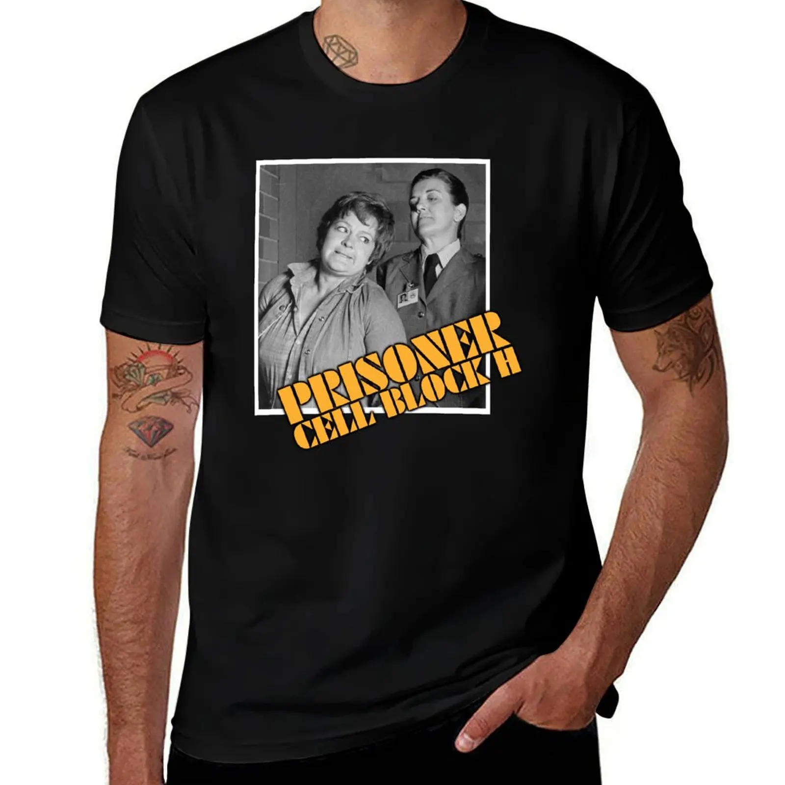 

PRISONER CELL BLOCK H - Vintage Style Character Art - Bea & Ferguson the Freak T-Shirt summer 2025 Men's t shirts