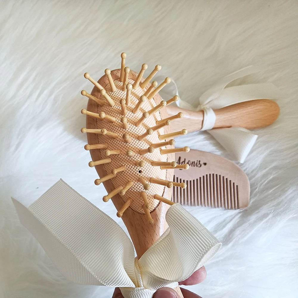 Baby Bathing Comb with Custom Name, Baby Care Hair Brush, Pure Natural Wool,  Newborn Massager, Baby Shower and Guests Gift