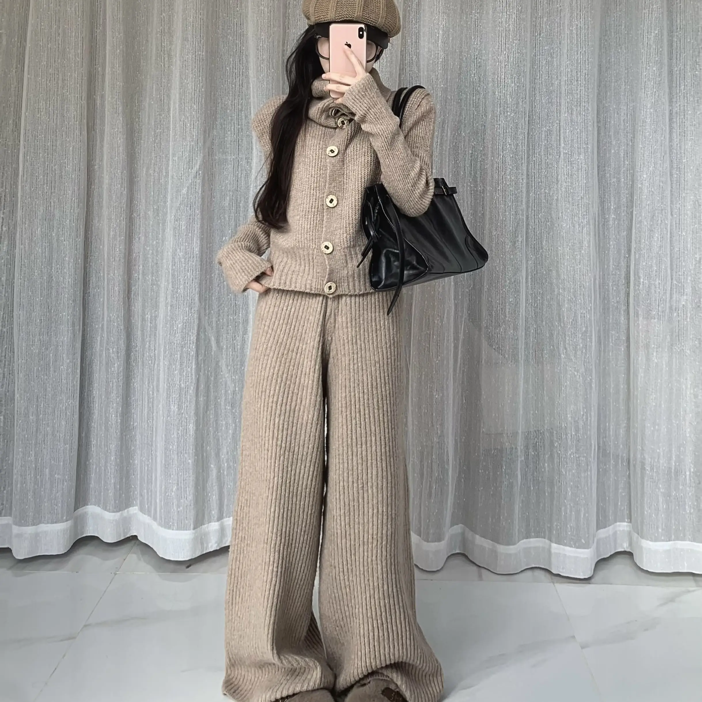 

2024 Winter French Leisure Premium Collar Knitted Set for Women Autumn and Winter New Meilad Sweater Wide-leg Pants Women's Set
