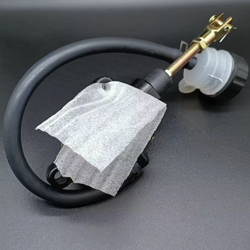 Rear Brake Master Cylinder Pump For Yamaha XT600E 1990-1994 TZR250 1987-1995 YZF R6 1999-2005 YZF R1 1998-2006 TDM850 1991-2001