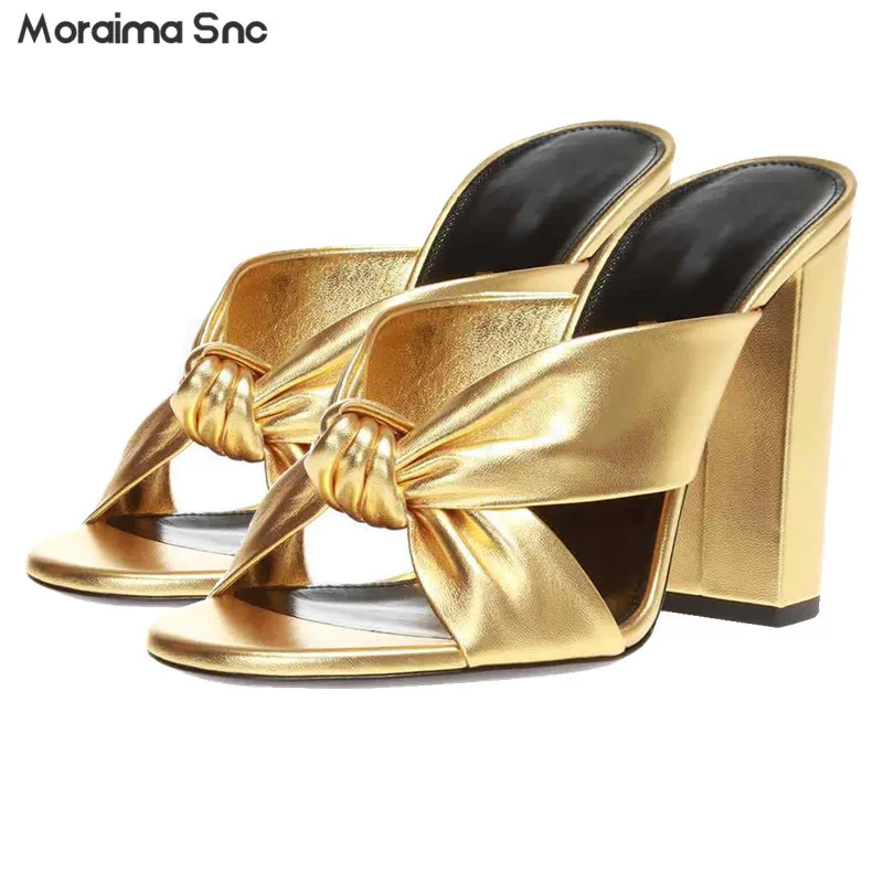 

Gold Cross Belt Pleated Hollow Slippers Summer New Thick Heel High Heel Sheepskin Back Empty Sandals Fashion Women's Shoes