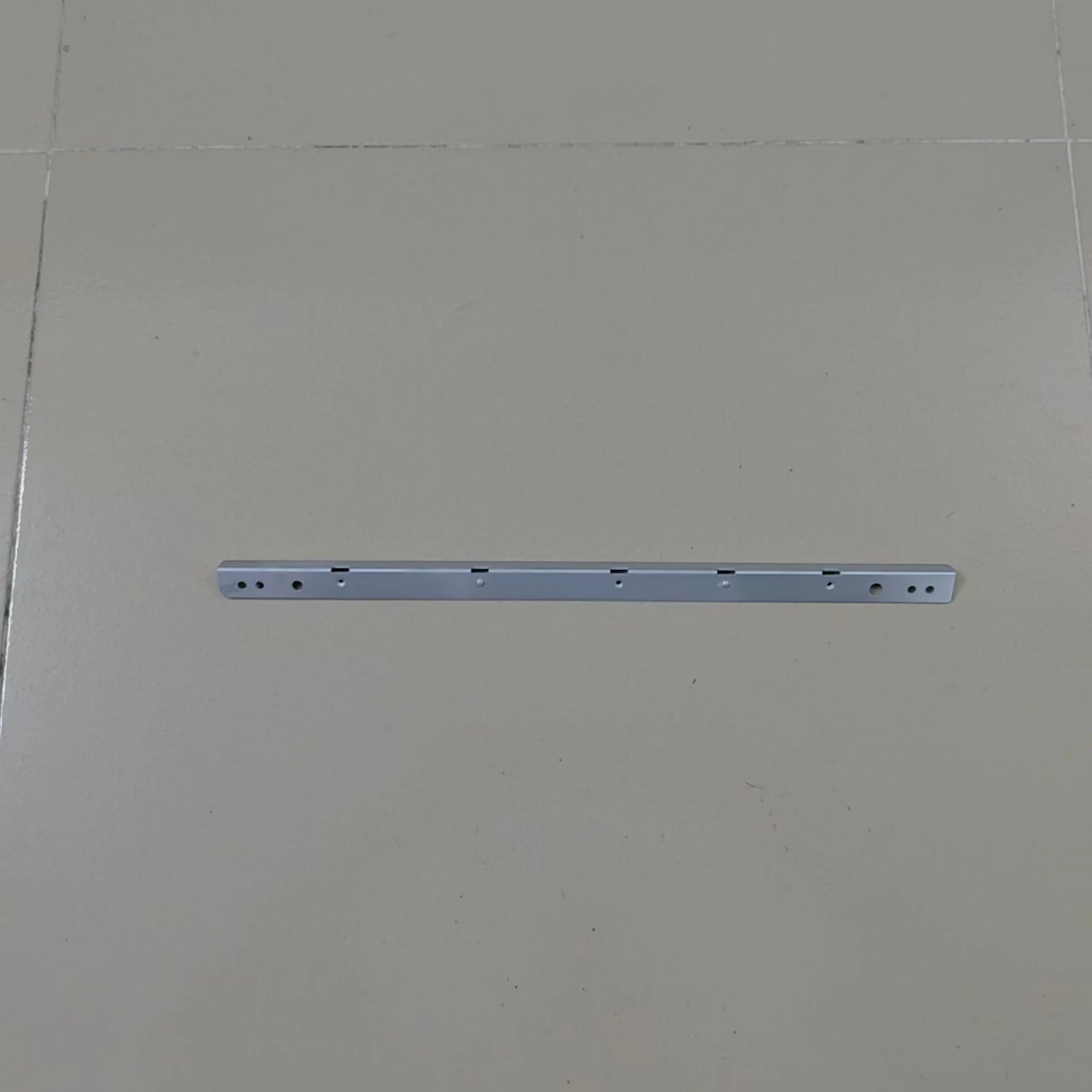 

Duplicator metal Guide Stay; M. -R fit for RISO RZ RV EV ES MV 046-24152