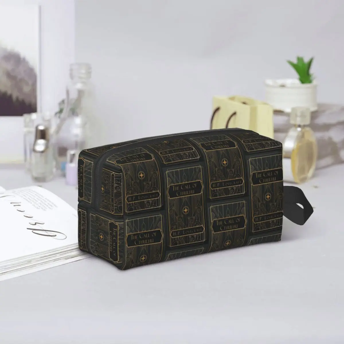 The Call Of Cthulhu Lovecraft Mythos Monster Makeup Bag Cosmetic Storage Dopp Kit Toiletry Cosmetic Bag for Women Beauty