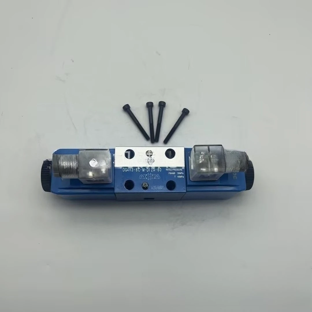 

12V Three Pin Hydraulic Solenoid Valve (blue) DG4V3-6C-12V