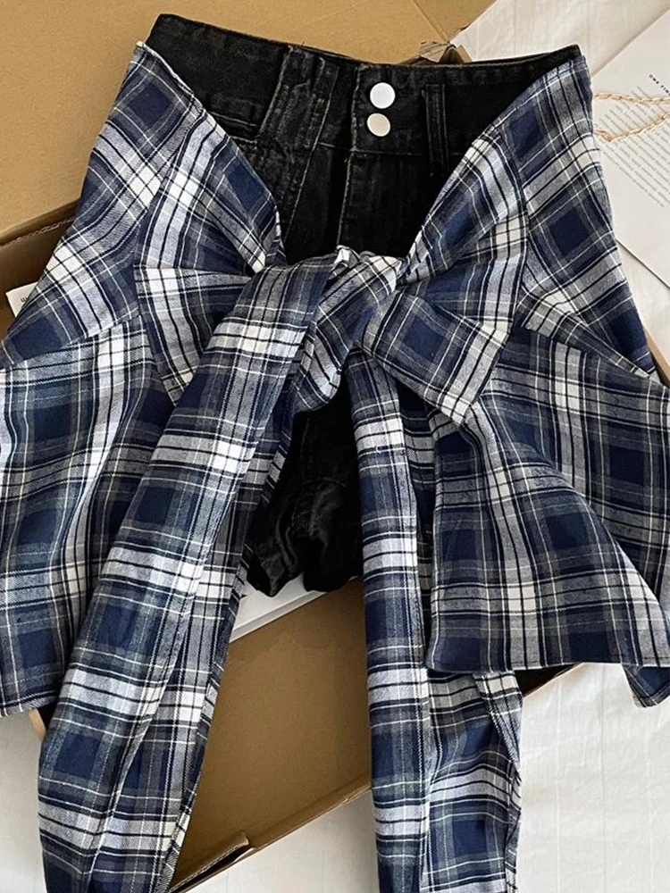 

2025 Women's Korean style design plaid two-piece set high waisted A-line elastic denim shorts fashion Slim spicy girl hot pants