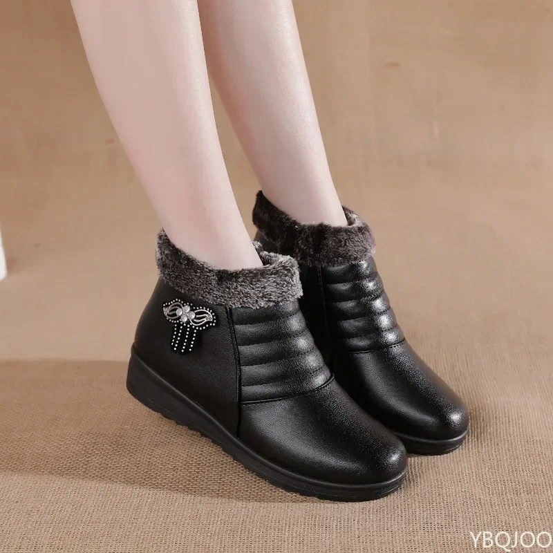 2026 Große Größe Neuer Winterstil mit Plüsch-Baumwollschuhen für Mittelalte und Ältere Menschen Rutschfeste Bequeme Weichsohlige Stiefel – Detail 4