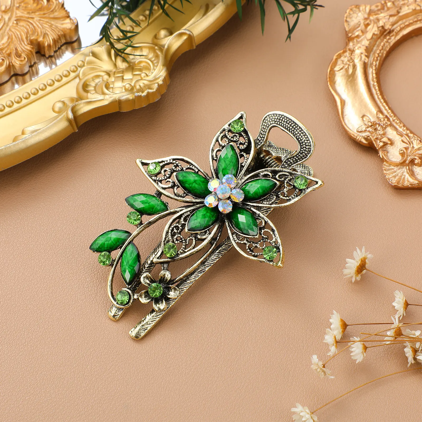 

Vintage Green Floral Hair Clip Crystal Barrette Stylish Elegant Hair Ornament for Women Perfect for Wedding Party Prom Summer
