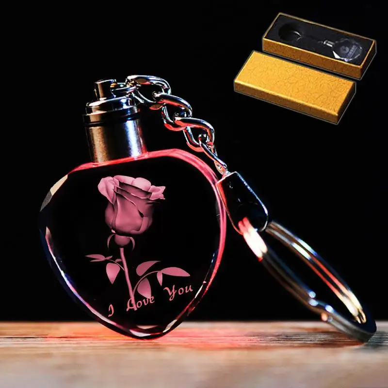 سلسلة مفاتيح من حجر الراين الكريستالي مع ضوء LED ، نمط الورد ، شكل الحب ، مجوهرات الحبيب ، الموضة ، اللون