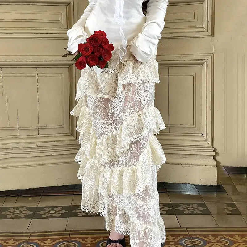 การเย็บปะติดปะต่อลูกไม้สไตล์วันหยุดสไตล์ฝรั่งเศสเพรียวบางและกระโปรงครึ่งฉัตรอเนกประสงค์ที่ประจบลง