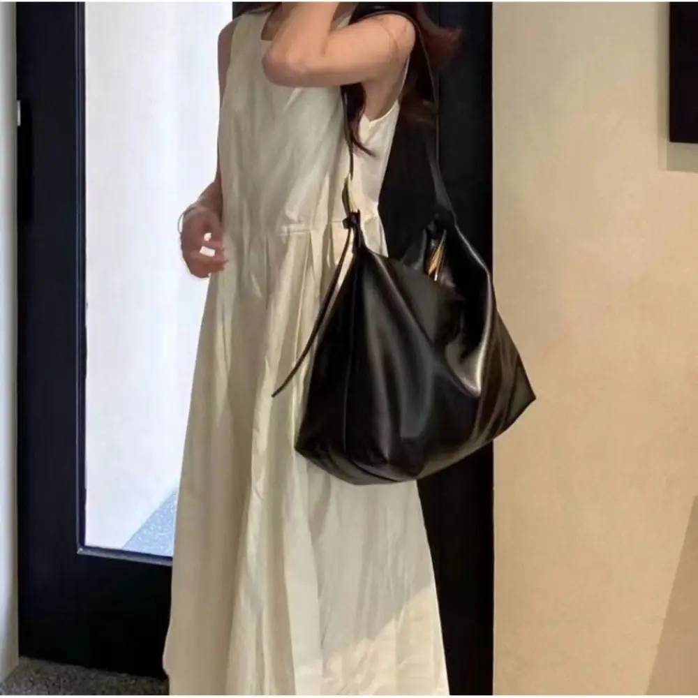 

Elegant Waterproof PU Shoulder Bag Large Capacity Zipper Fitness Training Bag Soft Solid Color Sports Crossbody Bag Lady