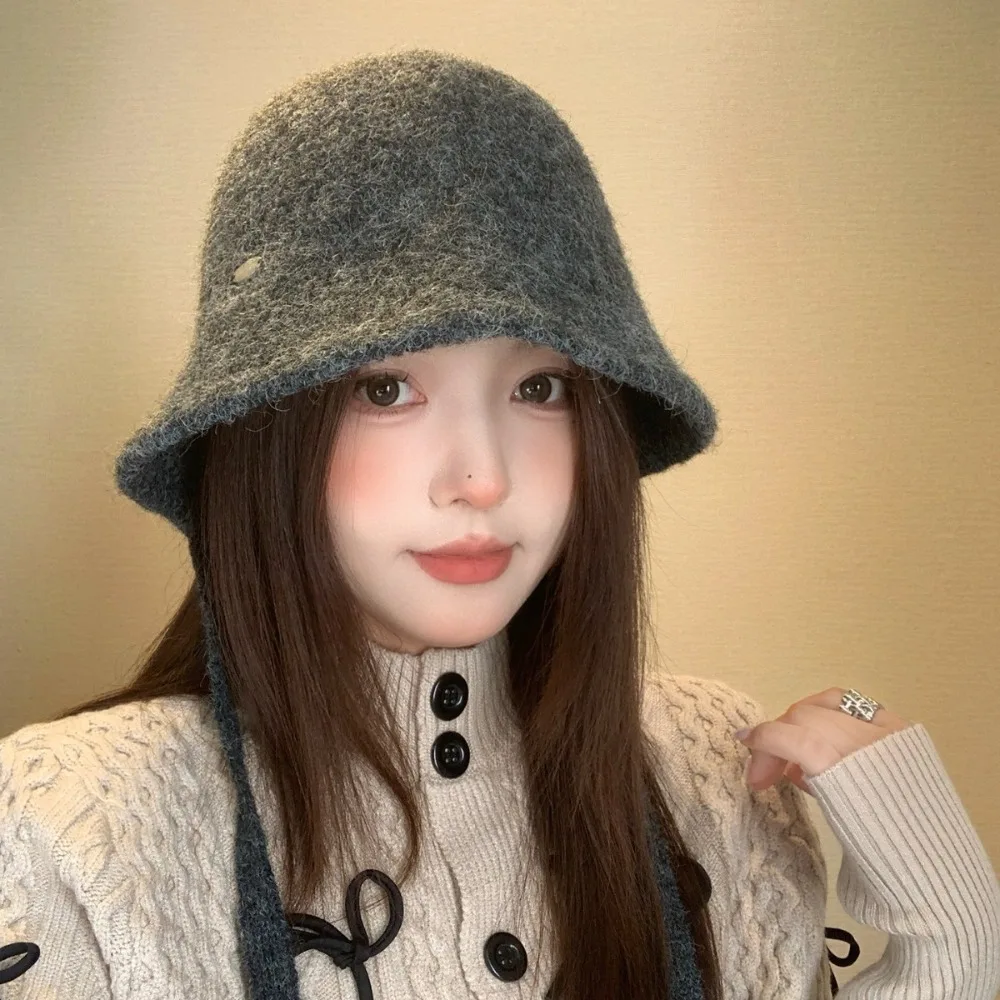 Gorro de pescador de invierno para mujer con abertura trasera y correas, gorro de pescador de punto grueso y cálido con orejeras para protección contra el frío