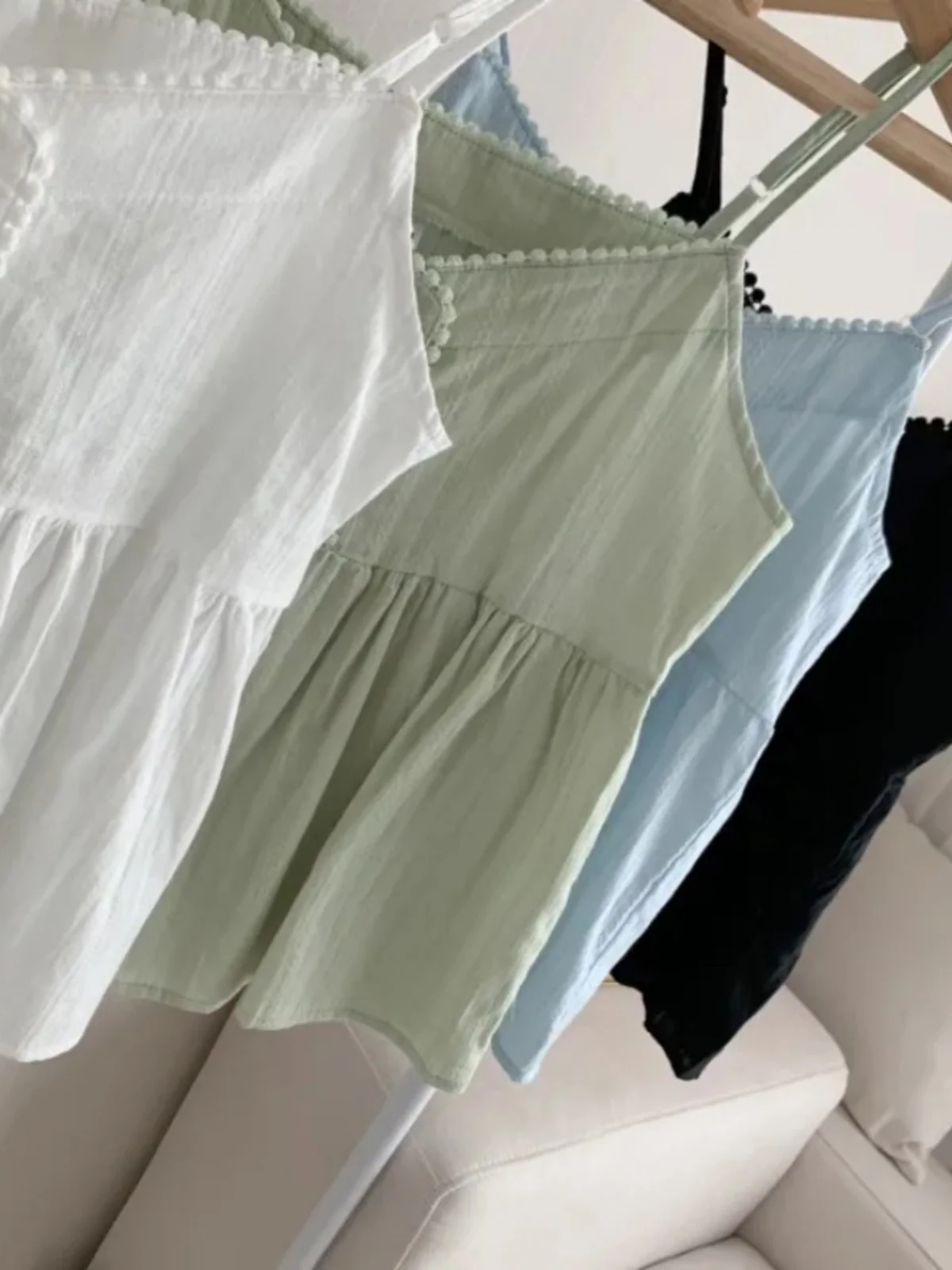 Ceco con tirantes y un solo botón con ribete de encaje e para mujer, Top corto sin mangas en capas, estilo moderno ...