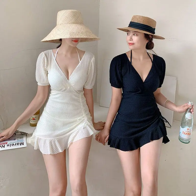 New Style Conservative Women's Bikini One-Piece Swimsuit with Steel Support Strap Short Sleeve Onsen Style with Chest Pad