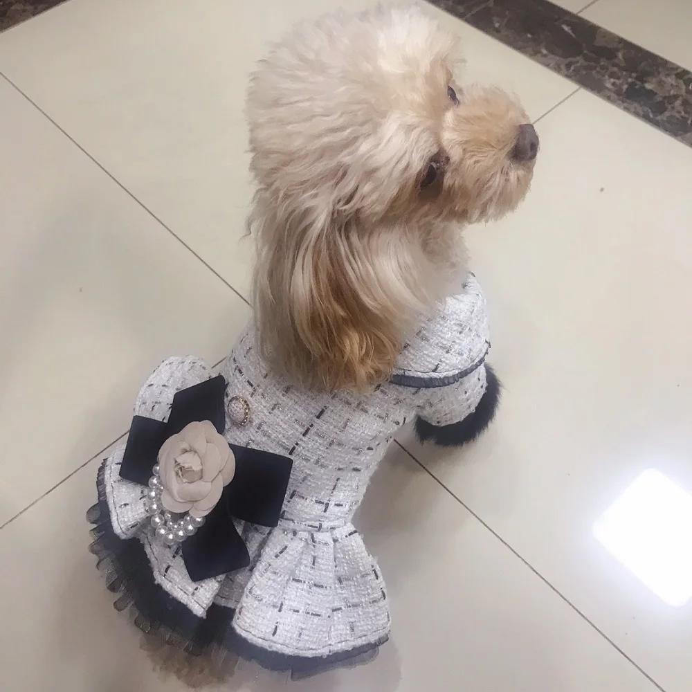 Hot Sale Handmade Tweed Dog Clothes Pet Dress Coat Cat Outfit Fashion Design Camellia Bow Poodle Yorkie Maltese Drop Shipping