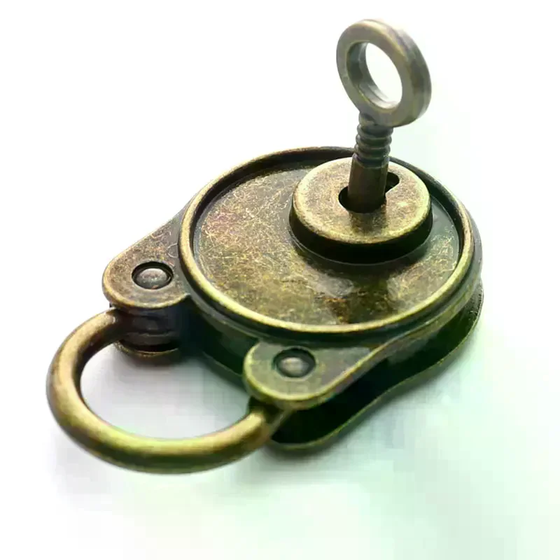 Hot Chinese Vintage Padlock Old Style Lock Notebook Luggage Belt Antique Bronze Plated Padlock With Key Suitcase Locks Hardware