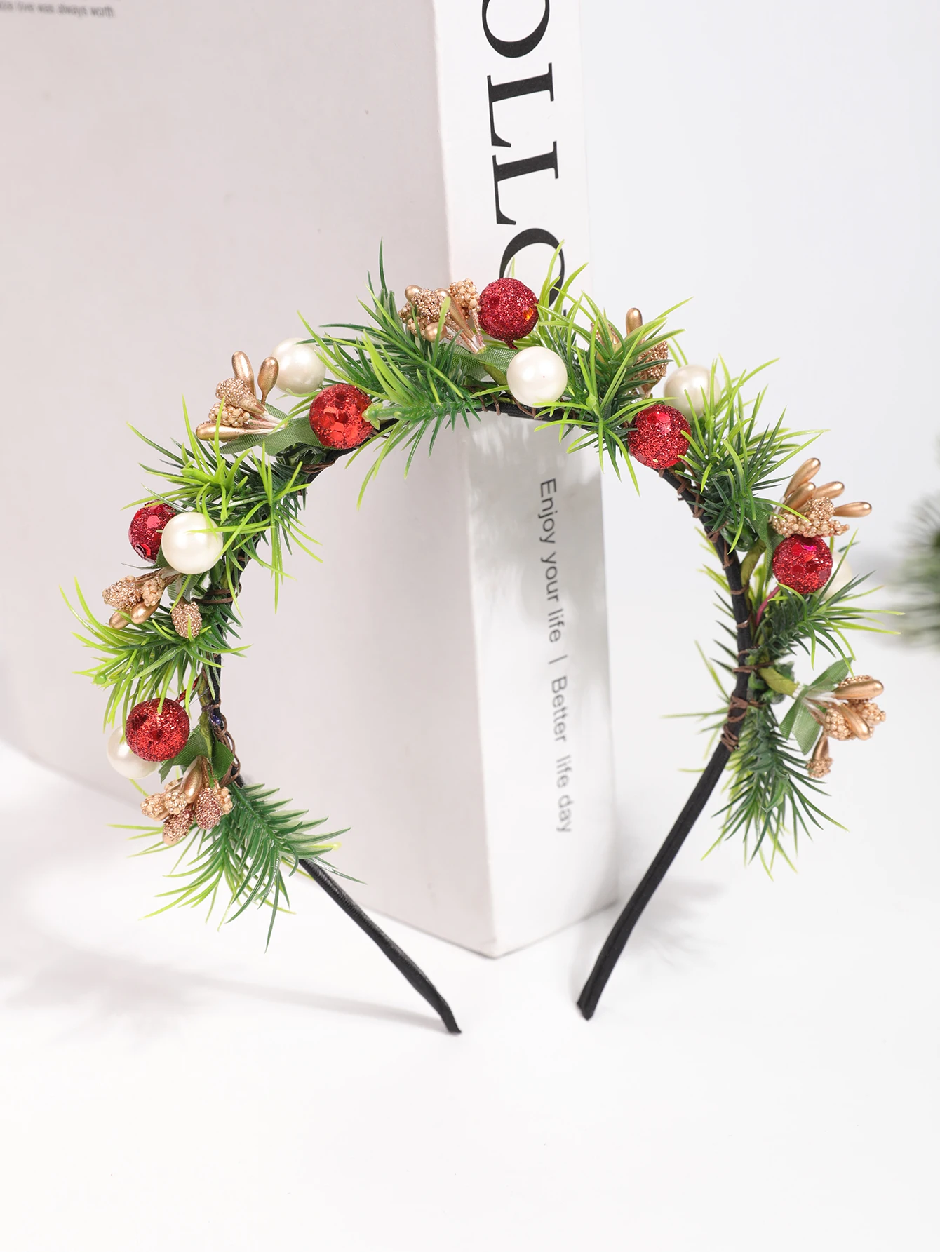 عصابة رأس لؤلؤية من فرع الصنوبر لعيد الميلاد، عصابة رأس مزخرفة رائعة للحفلات الاحتفالية، أغطية رأس لعيد الميلاد باللونين الأحمر والأخضر على طراز الغابة #1