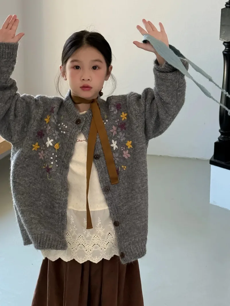 

Children Long Sleeve Sweater Coat Fashion Girls Flower Knitted Cardigan Toddler Casual 2025 Autumn New Knitwear Kids Clothes