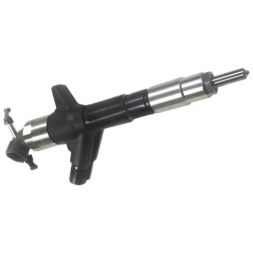 095000-8310 33800-45700 Diesel fuel injector for  D4DC, D4DD, HD65, HD72-